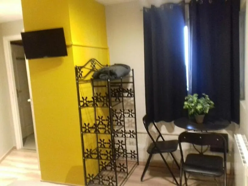 Guest house Domaine Du Coteau Des Lys Hotel Fleurie
